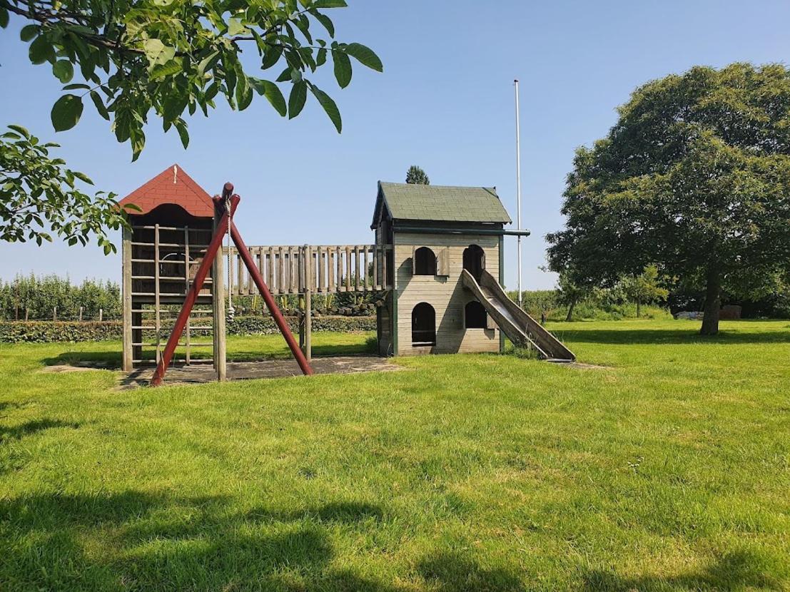 Hoeve Cobelli Noorbeek Exteriör bild